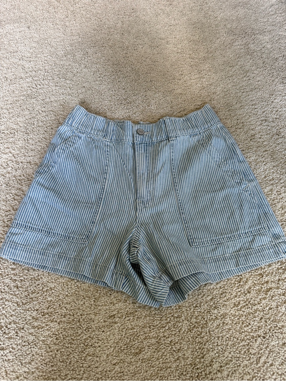 Gap pin Striped Blue Women’s High-Rise Shorts—NWOT-never worn